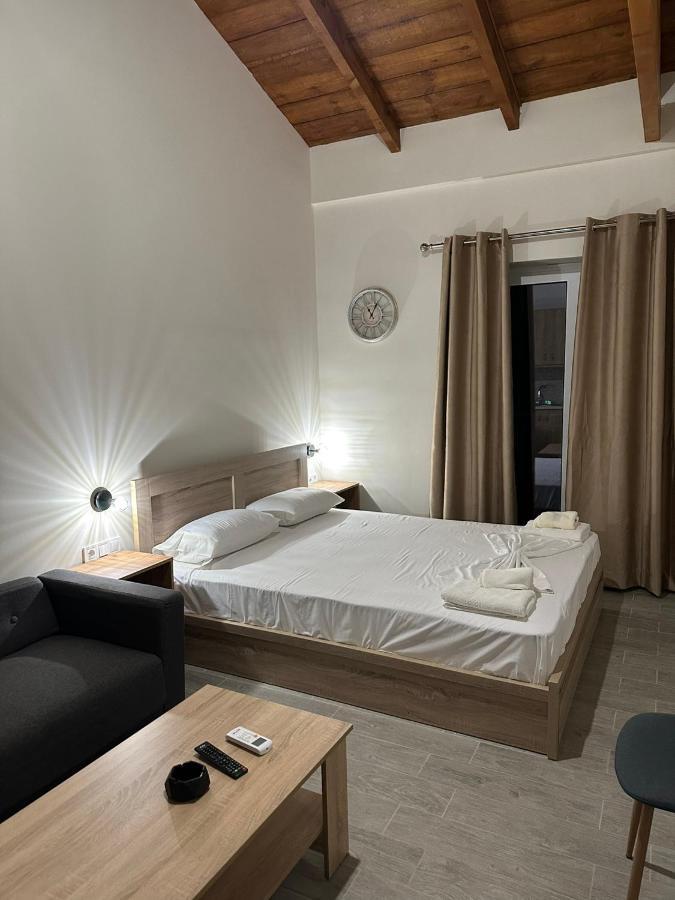 Lithino Rooms กาลามาตา ภายนอก รูปภาพ