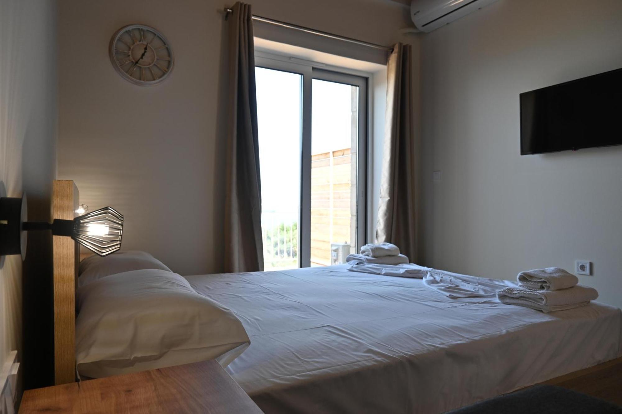 Lithino Rooms กาลามาตา ภายนอก รูปภาพ